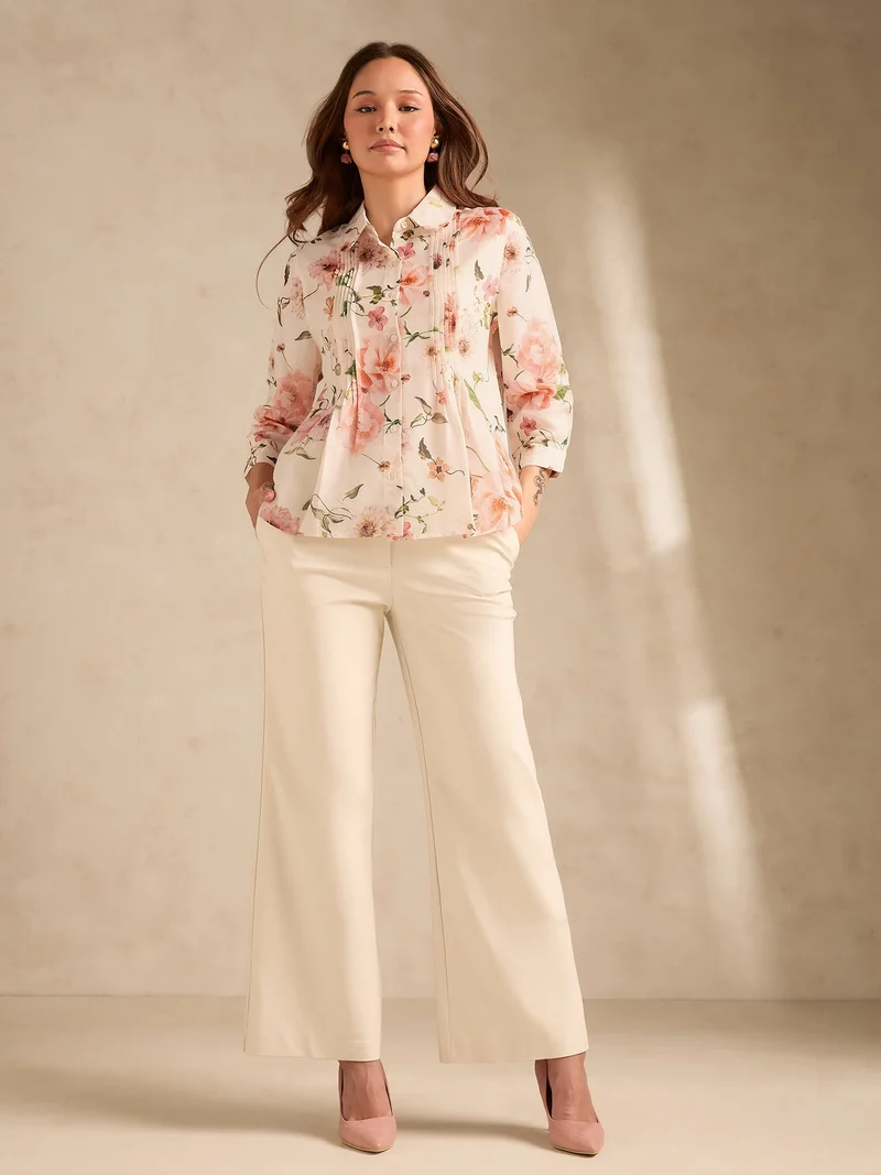 أوجيدر قميص أوف وايت بقصة عادية وطبعات وتفاصيل ثنيات